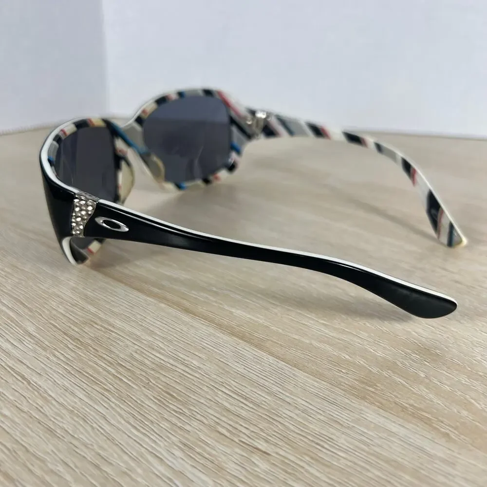 Oakley Discreet OO2012-01 Womens Sunglasses Black